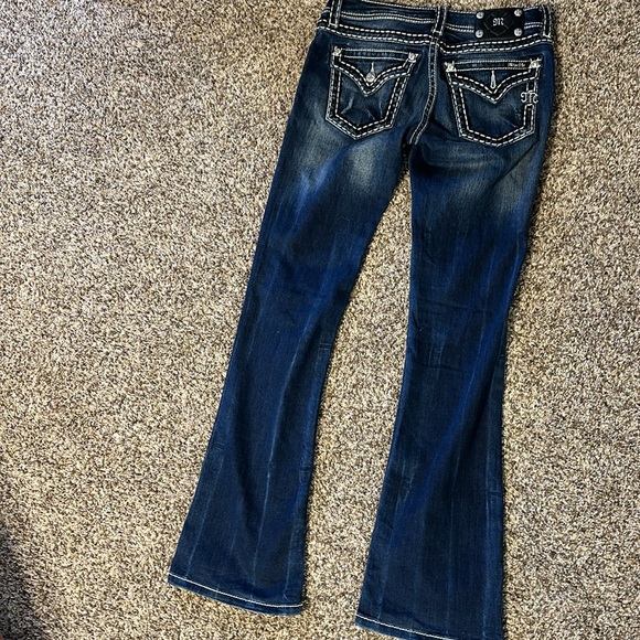 Miss Me jeans size 28, very gently used - Picture 3 of 5
